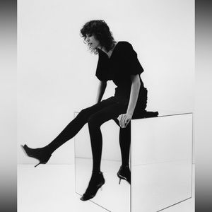 Zara NWT black asymmetric velvet trendy mini